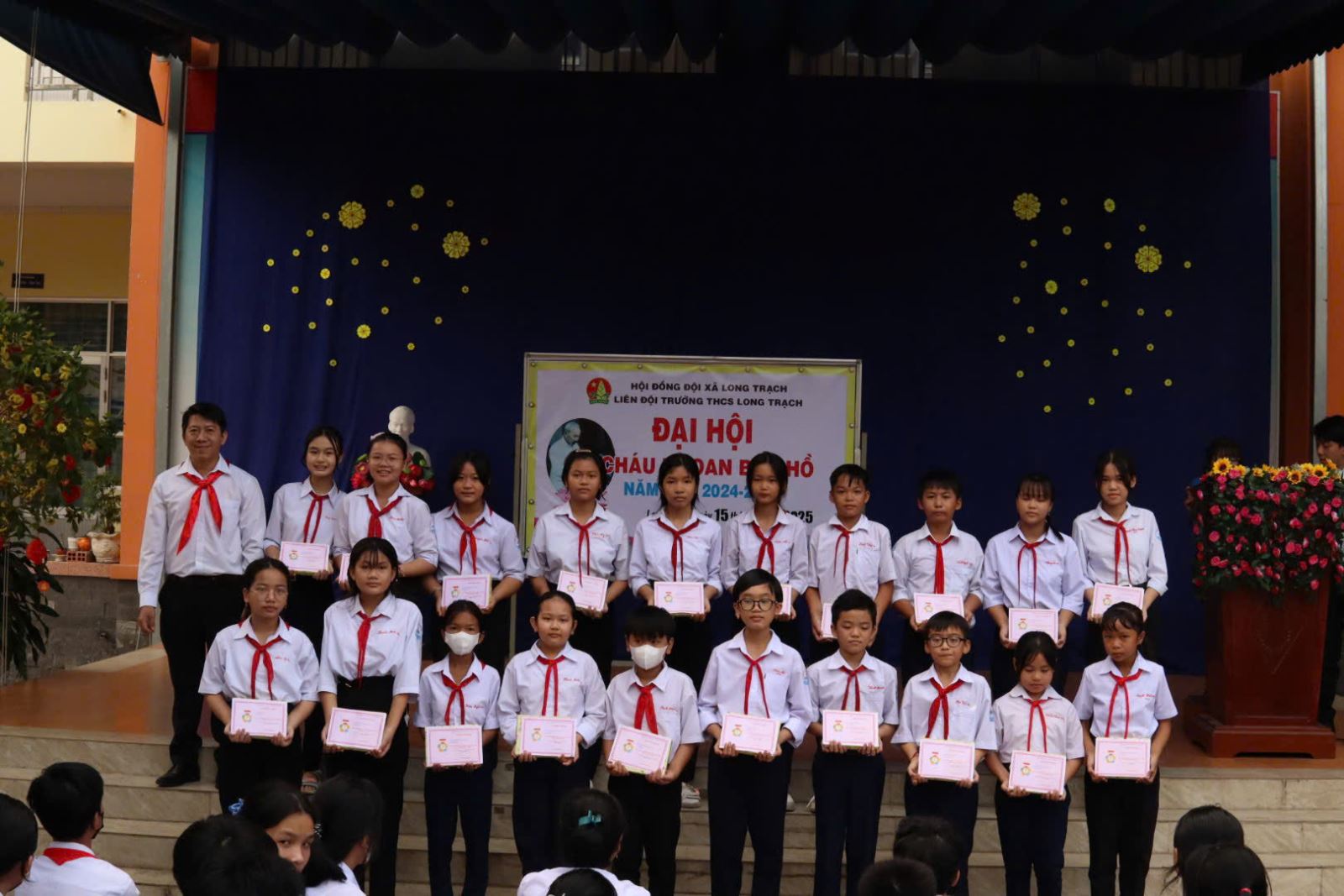 ĐẠI HỘI CHÁU NGOAN BÁC HỒ NĂM HỌC 2024-2025